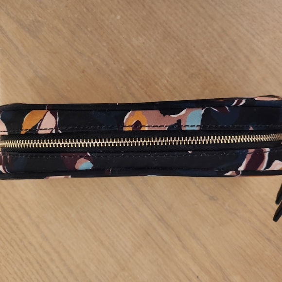 Kate Spade cosmetic bag - Picture 3 of 5